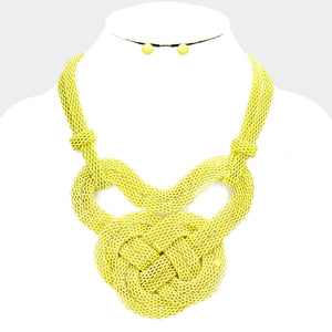 Yellow Knot Mesh Metal Necklace